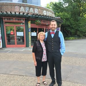 Meet your Posher, Carol